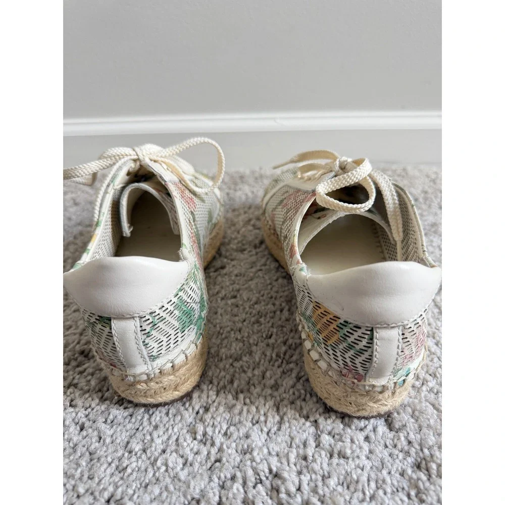 Vince Camuto Floral Perforated Leather Espadrille Platform Sneakers White 7.5